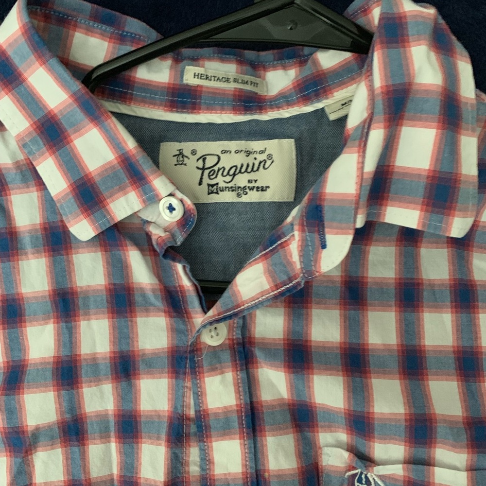 Penguin button down M